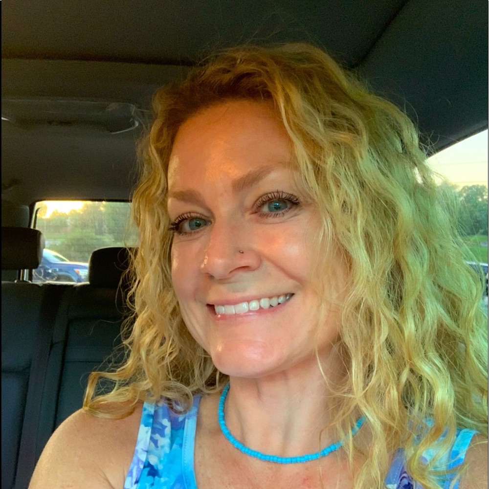 Meet your Posher, Kelli